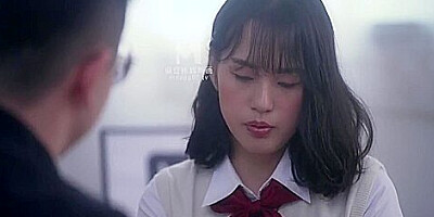 The Cute Girl Tried Sex For The First Time On Campus When She Was A student 18+ And Sex On The Desk Could Also Orgasm And The Youn