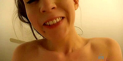 Ariel Grace Wants You To Cum On Her Face