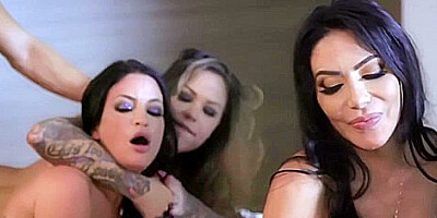 Quinn Wilde, Honey Gold, Lela Star, Nicolette Shea, Karmen Karma, Kissa Sins Greedy Bitches Scene 4 / 28.11.2018