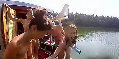 Wild Girls Skinny Dipping With Antonia Sainz, Sara Kay And Nicole Love