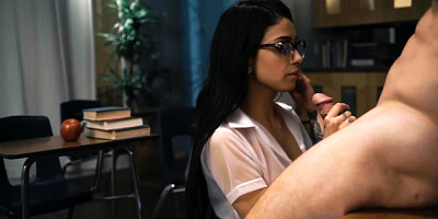 Robby Echo fucks a nerdy brunette schoolgirl Nina Pink