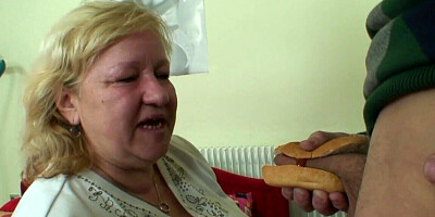 He picked up a chubby blodne GILF and drilled her