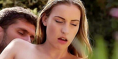 Yammy Babe Julia De Lucia Hot Romantic Sex Video