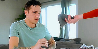 Im Basically Naked Right Behind You Milf Aiden Ashley Seductively Taunts Stepson - S19:e4 - Teaser Video