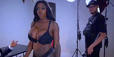Porsha Carrera Ebony Mystique Squirting All Over The Fourth