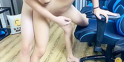 Cute Skinny Young College Girl With Sexy Yoga Pants Show Her Tight Pussy To Her Boyfriend