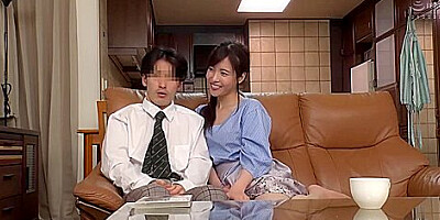 Huntb-375 Im A Virgin Who Ended Up Watching Av With My - Teaser Video