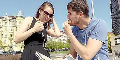 Seductive Squirting Russian Tourist Fucks Foreign Painter - Jessica Spielberg