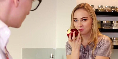 stepsis Jenny Wild's Pussy Is Sweeter Than Apple Pie S20:E4