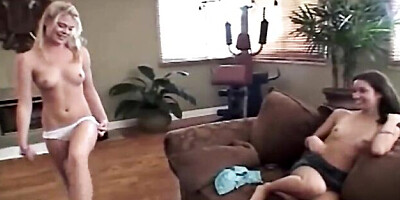 Tempting Chloe 18 and Little Summer - blonde video - Premium GFs