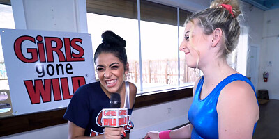 Foxy blonde girl masturbates in front of horny lesbians