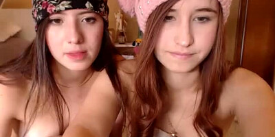 Webcam Teens Have A Slumber Party