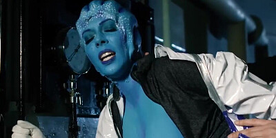 Erik Everhard and Rachel Starr play in a hot XXX parody