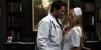 Roughly doctor takes a scandalous nurse to get it on with her