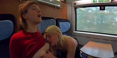 Besties didn't know they would lick each other off