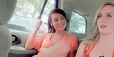 Threesome On Vacation With Skylar Green, Alan Gregory And Chase Ryder