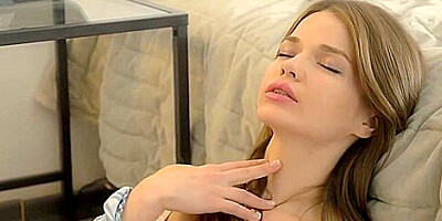 Jacqueline - Sexy Babe Jaqueline Plays With Her Pussy On Camera