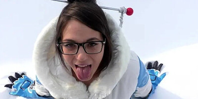 Public Overwatch Mei Blowjob in Snow