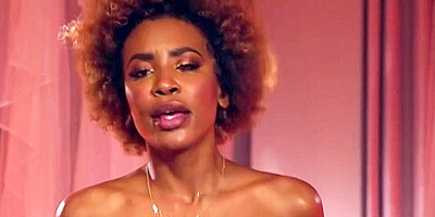 Shameless Ebony Babe Demi Sutra Heart-stopping