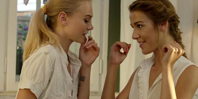 Alexis Crystal and Nancy A decide to eat each other out