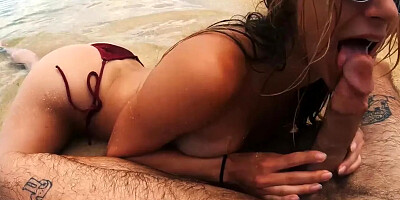 Sex on the beach¡ wild fucking on an island