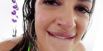 Sofi Ryan, Zac Wild - Sofi Ryan: Big Natural Jugs Titty Fuck