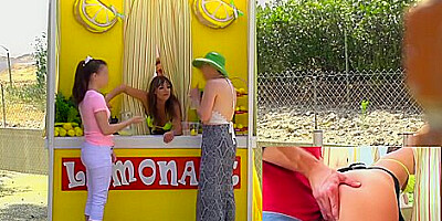 Charlotte Cross, Bill Bailey Zz Lemonade: Charlotte Cross / 25.9.2016