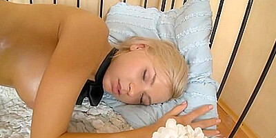 Crystal And Sabrina Pepe - Stunning Sex Dolls Have Fun With Dildos