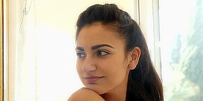 Mirror With Cira Nerri