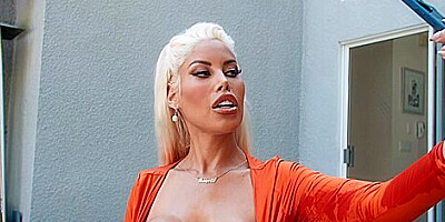 Manuel Ferrara In And Bridgette B In Milf Ass In A Sun Dress / 13.2.2024