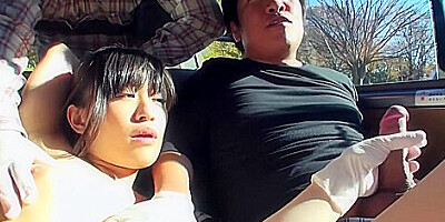 Newcomer Yui Kyouno Has A Fun Day In The Van Giving