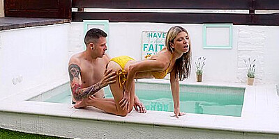 Gina Gerson & Selvaggia In Orgy With Dp