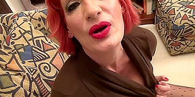 Bubbles - Keep Your Eyes Open For This Naughty American Housewife, Who Loves To Play With Her Wet Pussy!