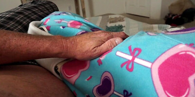 Guy takes care of stepdaughter and once she decides to thank man