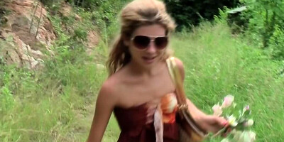 Victoria Tiffani walks down the street and shows her titties
