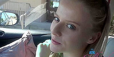 You Take A Trip With Paris! - Paris White