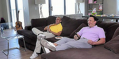 Slutty Bunnies And Suck On Their Stepdaddies Dicks With Katie Kush And Cecelia Taylor