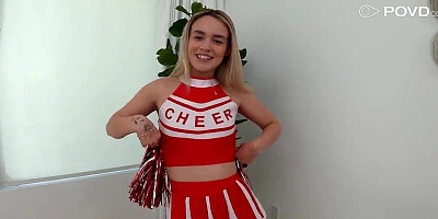 Cheerleader cutie decides to offer her wet little slit
