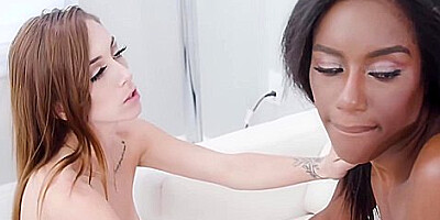 Honey Hayes, Dani Blu, Ashley Aleigh - Hypnodick