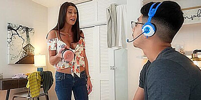 Stepmom found my Anal Masturbator