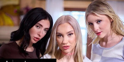 Sorority Gfs Cheating Game Turns into Threesome