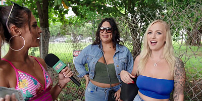 Good girl exposes her boobies and it is very hot to see