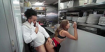 Selina Bentz- Sex On The Side