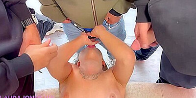 Un Grupo De Ladrones Atiborran De Semen A La Bella Colombiana Laura Jones Bukkake