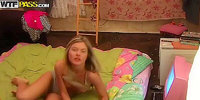 Kathleen Pitts In Fitting Room Amateur Sucking Dick