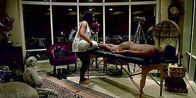 Freyja - Down Blouse During Happy Ending Massage