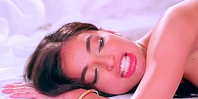 Eliza Ibarra, Emily Willis, Sly Diggler - Sweetening The Deal