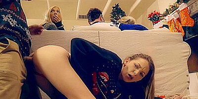 Christmas Family Sex - S1:e2 With Kenzie Reeves And Angel Smalls