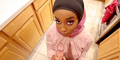 Lily Starfire - Horny Muslim