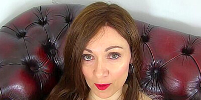 British Housewife Kitty Cream Playing With Herself